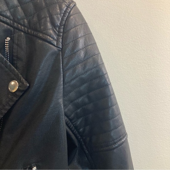 PHILOMENA PETTI Sz L Vegan Leather Quilted Details  Zipper Closure Moto Jacket - Picture 5 of 12
